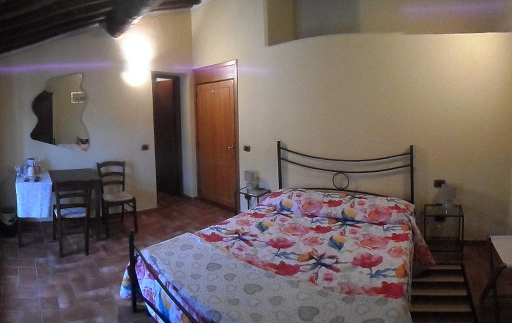 Il Pozzo Di Sant'Andrea Bed & Breakfast Siena Ngoại thất bức ảnh