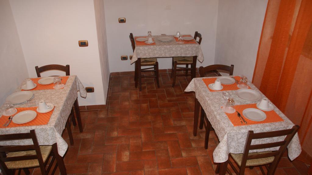 Il Pozzo Di Sant'Andrea Bed & Breakfast Siena Ngoại thất bức ảnh