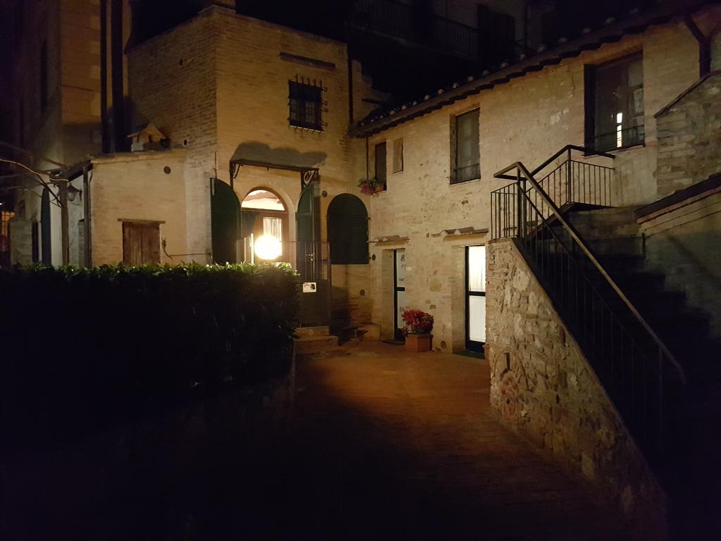 Il Pozzo Di Sant'Andrea Bed & Breakfast Siena Ngoại thất bức ảnh